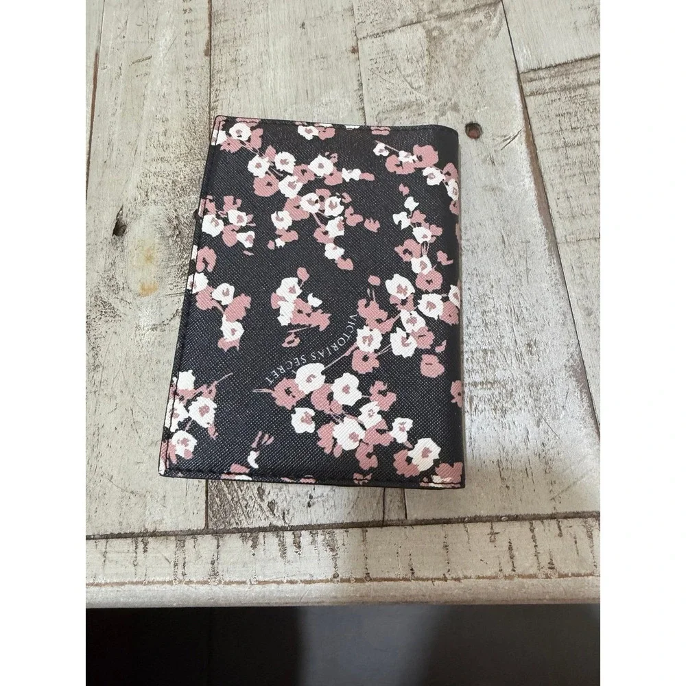 Victoria's Secret passport cover